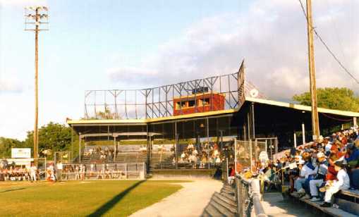 Old Dwyer Stadium - 1998